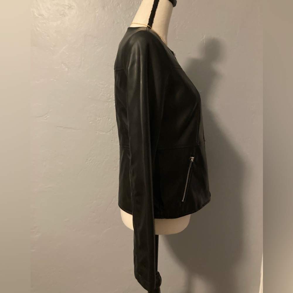 NWT Black Tahari Faux Leather women’s Jacket. - Picture 4 of 5